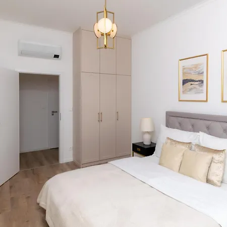 Nook L Goldenbauer Appartement *