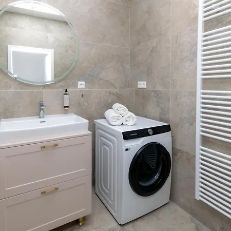 Nook L Goldenbauer Апартаменты Братислава